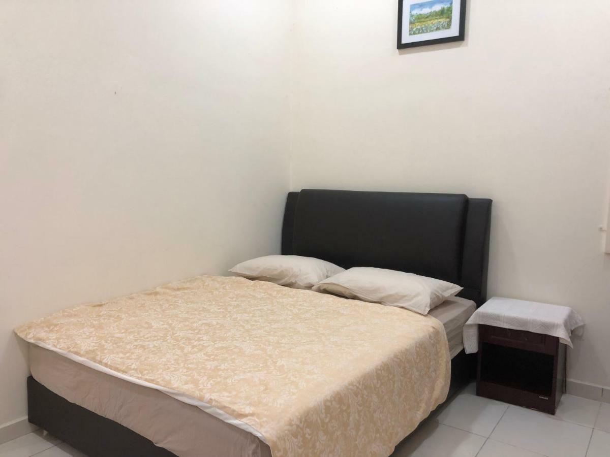 Magnolia 1 Homestay كامبونغ كوالا بيسوت المظهر الخارجي الصورة